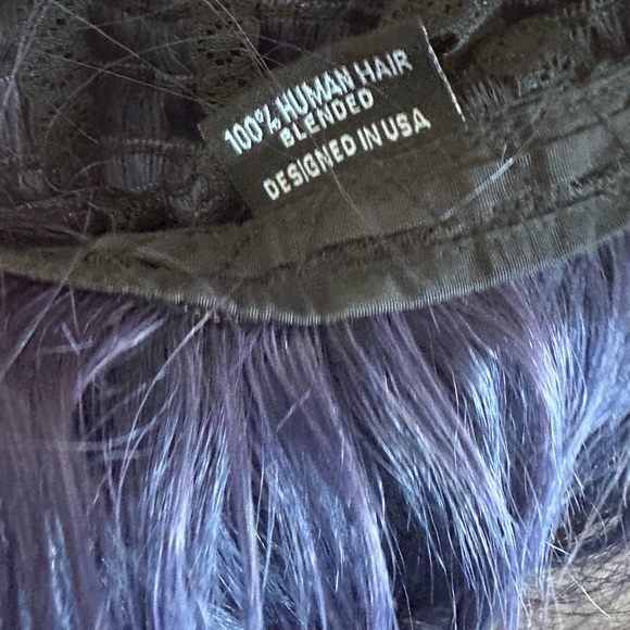 Mid length purple wig - Picture 7 of 9